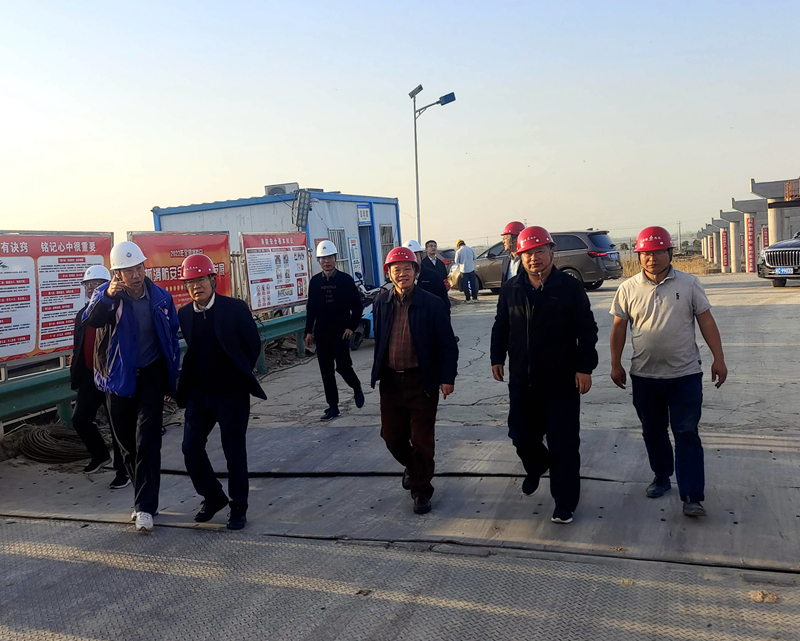 蚌埠市委常委、市政府黨組副書(shū)記、常務(wù)副市長(zhǎng)葛銳到G206-03標(biāo)項(xiàng)目調(diào)研指導(dǎo)工作